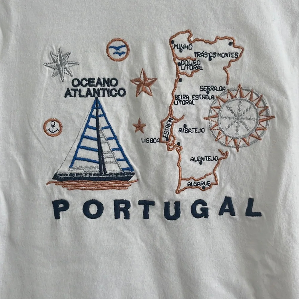 Embroidered Portugal Sailboat‎ Travel Tee Sz M Casual Men Unisex - Picture 2 of 4